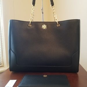 *Sold on M** Tory Burch purse